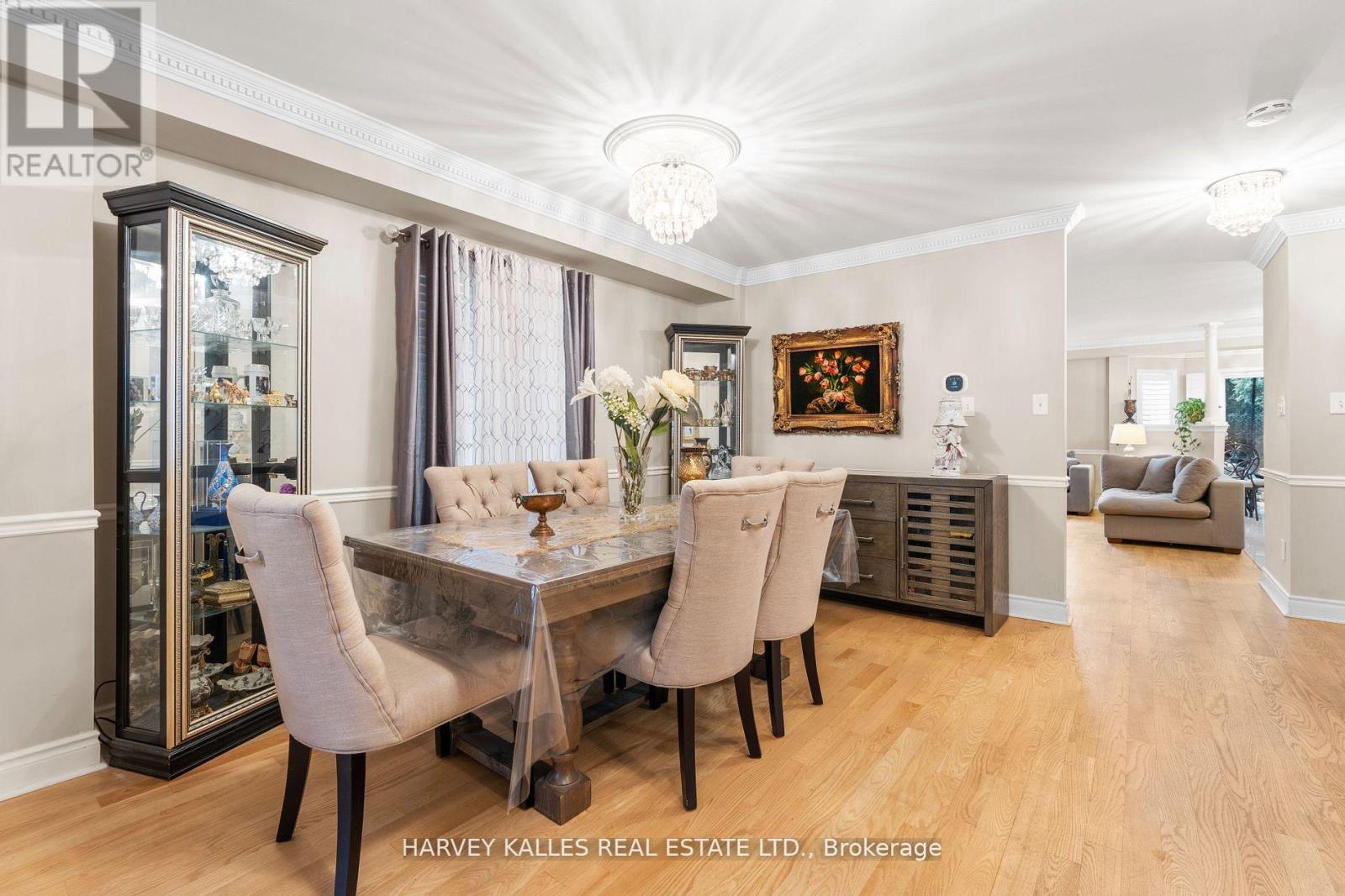 62 Kalmar Crescent, Richmond Hill, Ontario L4E 3Z4 - Photo 10 - N12886276