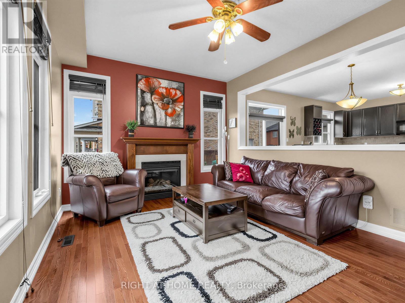 48 Harriet Crescent, Whitchurch-Stouffville (Stouffville), Ontario  L4A 0T3 - Photo 12 - N12886300