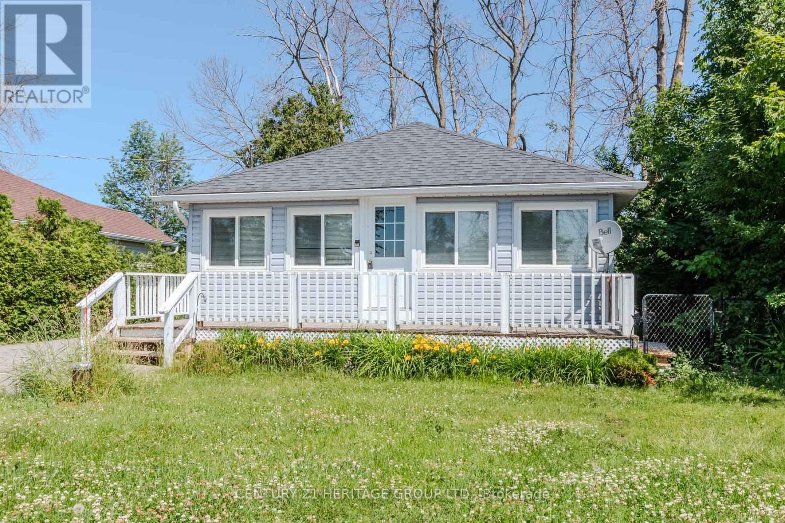 1253 Ramara Road, Ramara, Ontario  L0K 1B0 - Photo 16 - S12886288