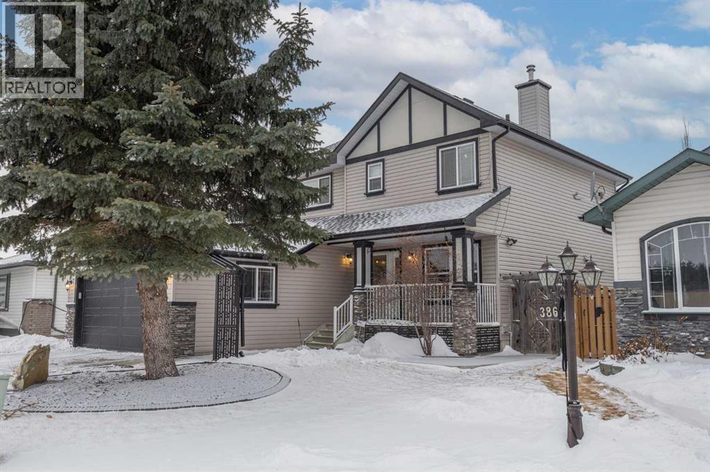 390 Cove Road, Chestermere, Alberta  T1X 1J6 - Photo 3 - A2287143