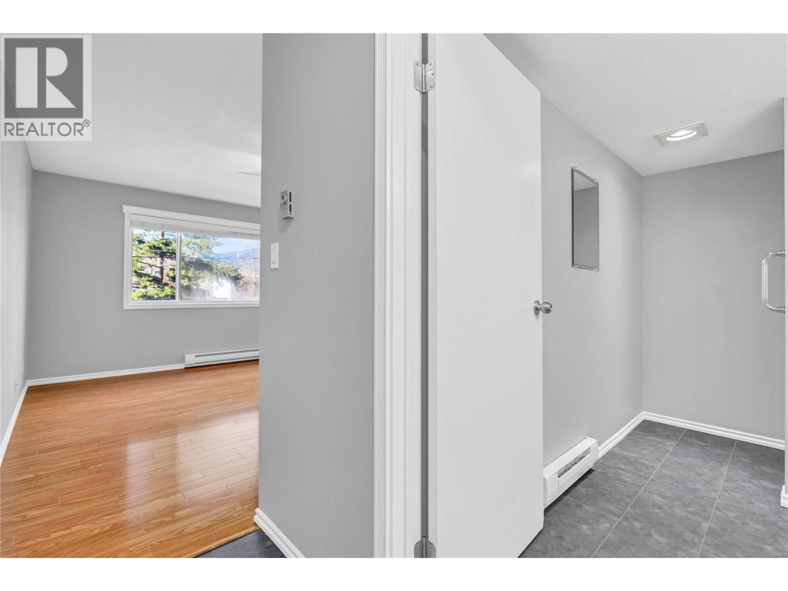 272 Green Avenue W Unit# 208, Penticton, British Columbia V2A 3T2 - Photo 10 - 10372209