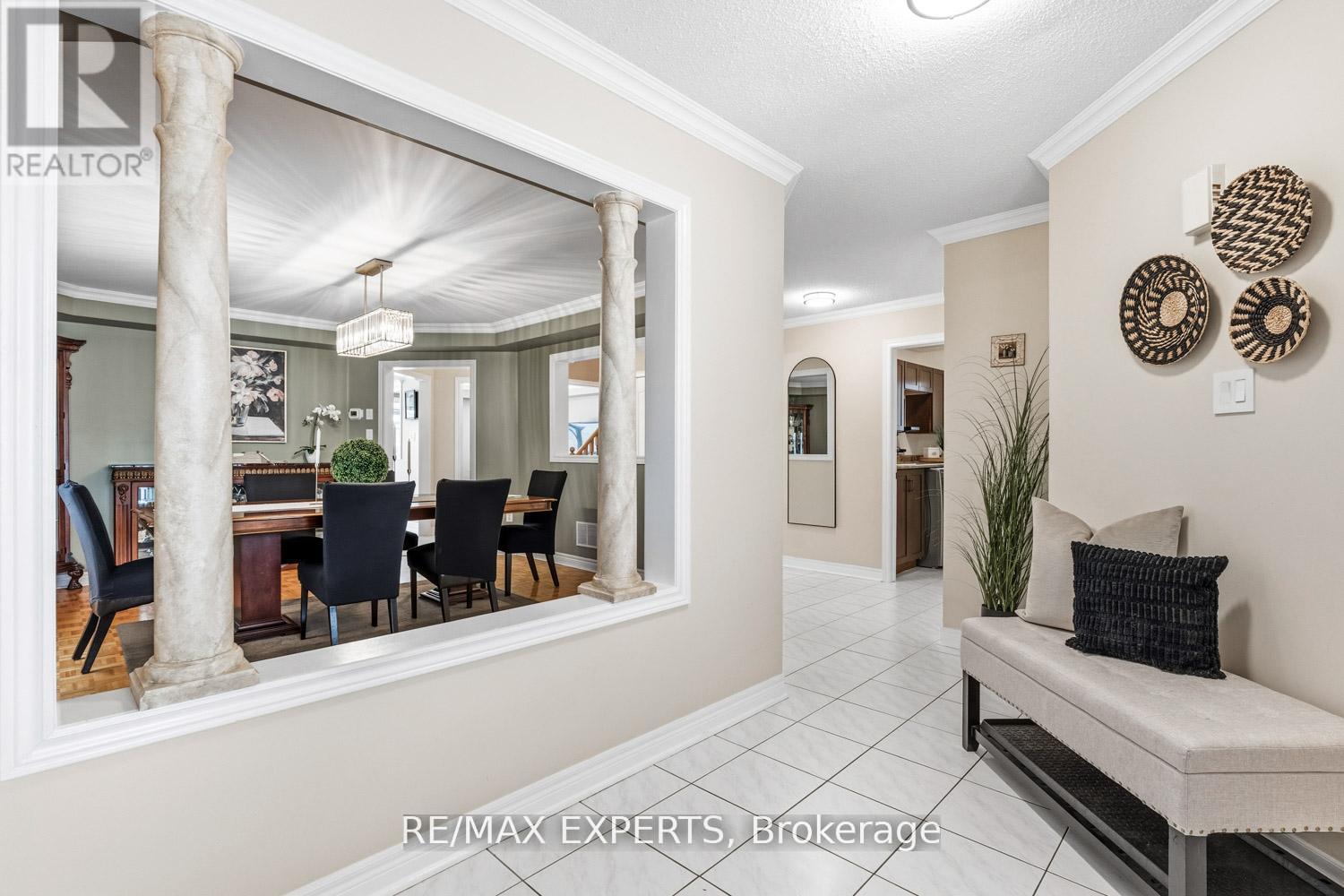 182 Waterbury Street, Caledon, Ontario  L7E 2H9 - Photo 2 - W12886196