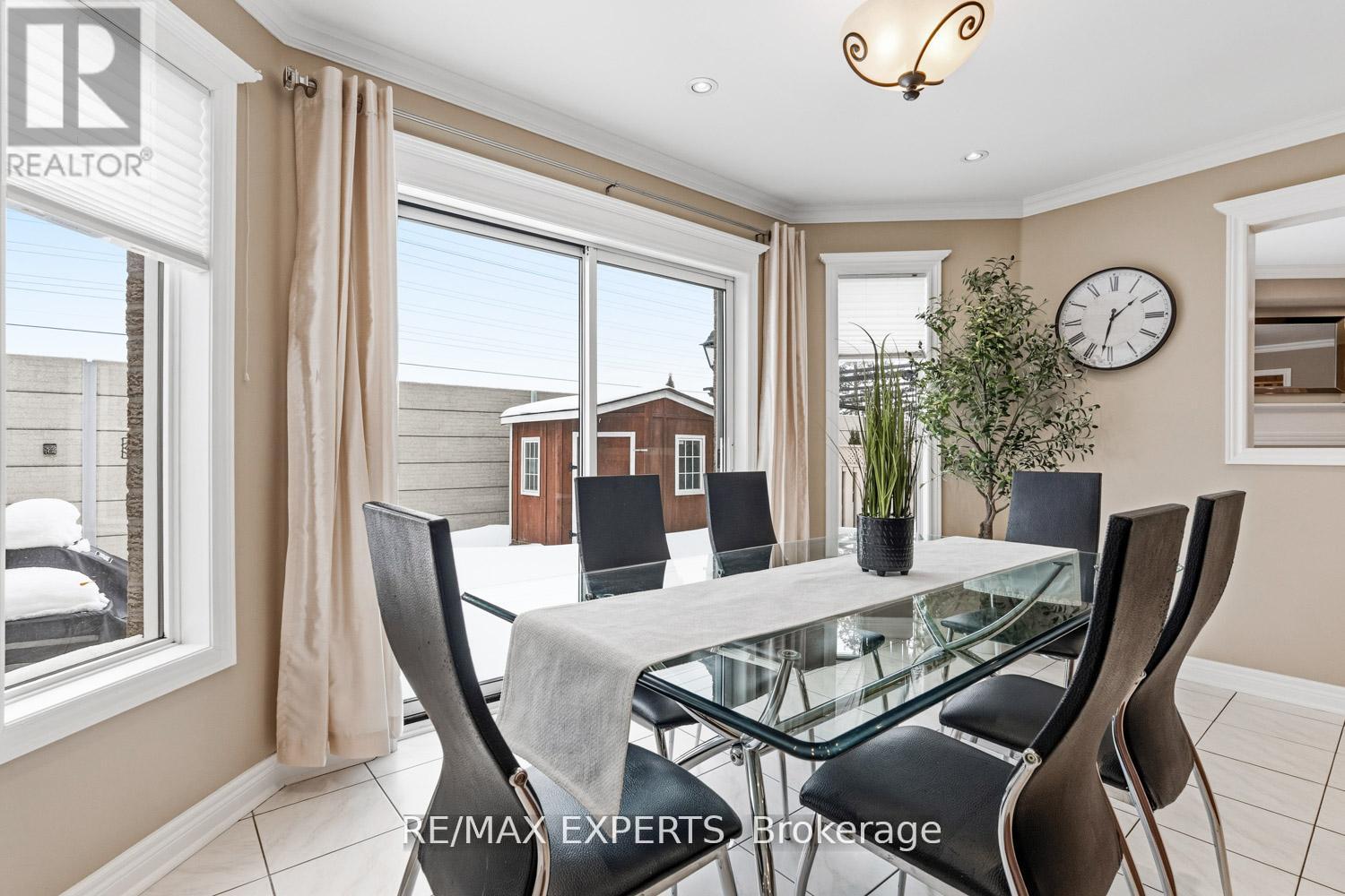 182 Waterbury Street, Caledon, Ontario  L7E 2H9 - Photo 8 - W12886196