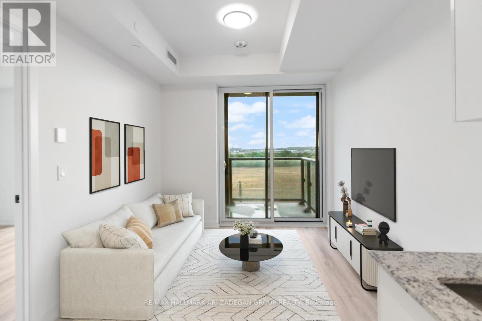 611 - 335 WHEAT BOOM DRIVE, Oakville, Ontario