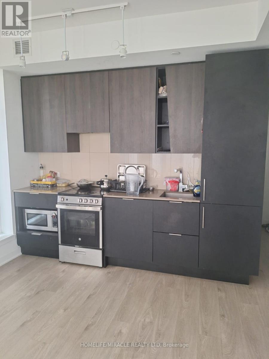 212 - 3900 Confederation Parkway, Mississauga (City Centre), Ontario  L5B 0M3 - Photo 5 - W12886206