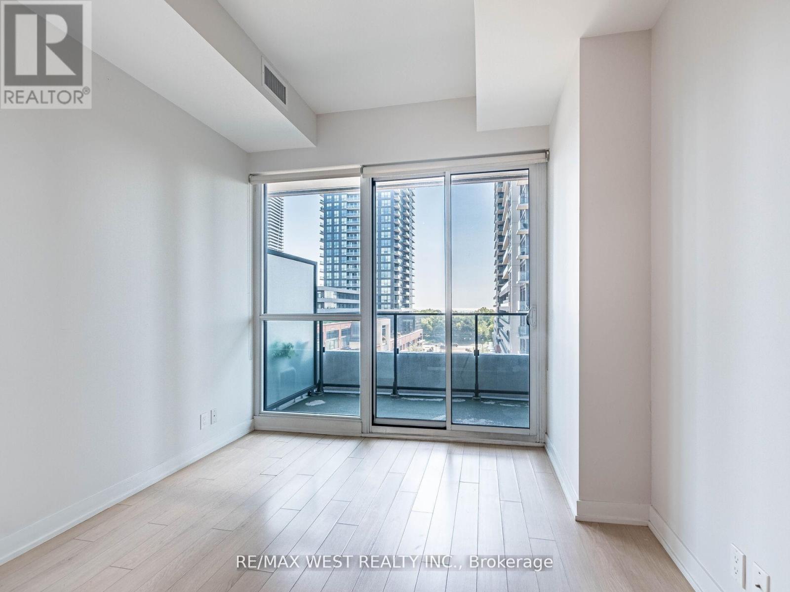 602 - 10 Park Lawn Road, Toronto (Mimico), Ontario  M8V 0H9 - Photo 11 - W12886228