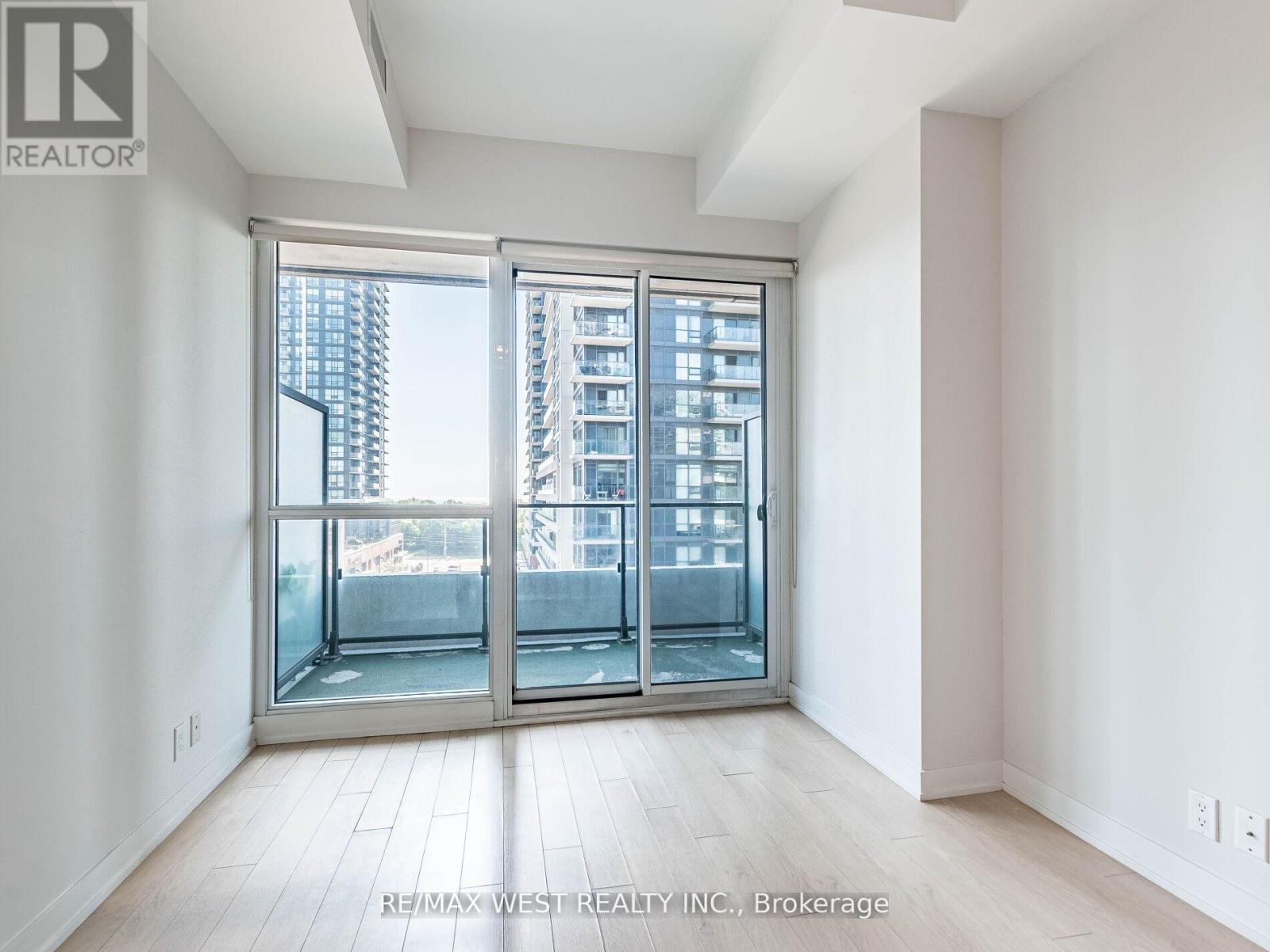 602 - 10 Park Lawn Road, Toronto (Mimico), Ontario  M8V 0H9 - Photo 12 - W12886228