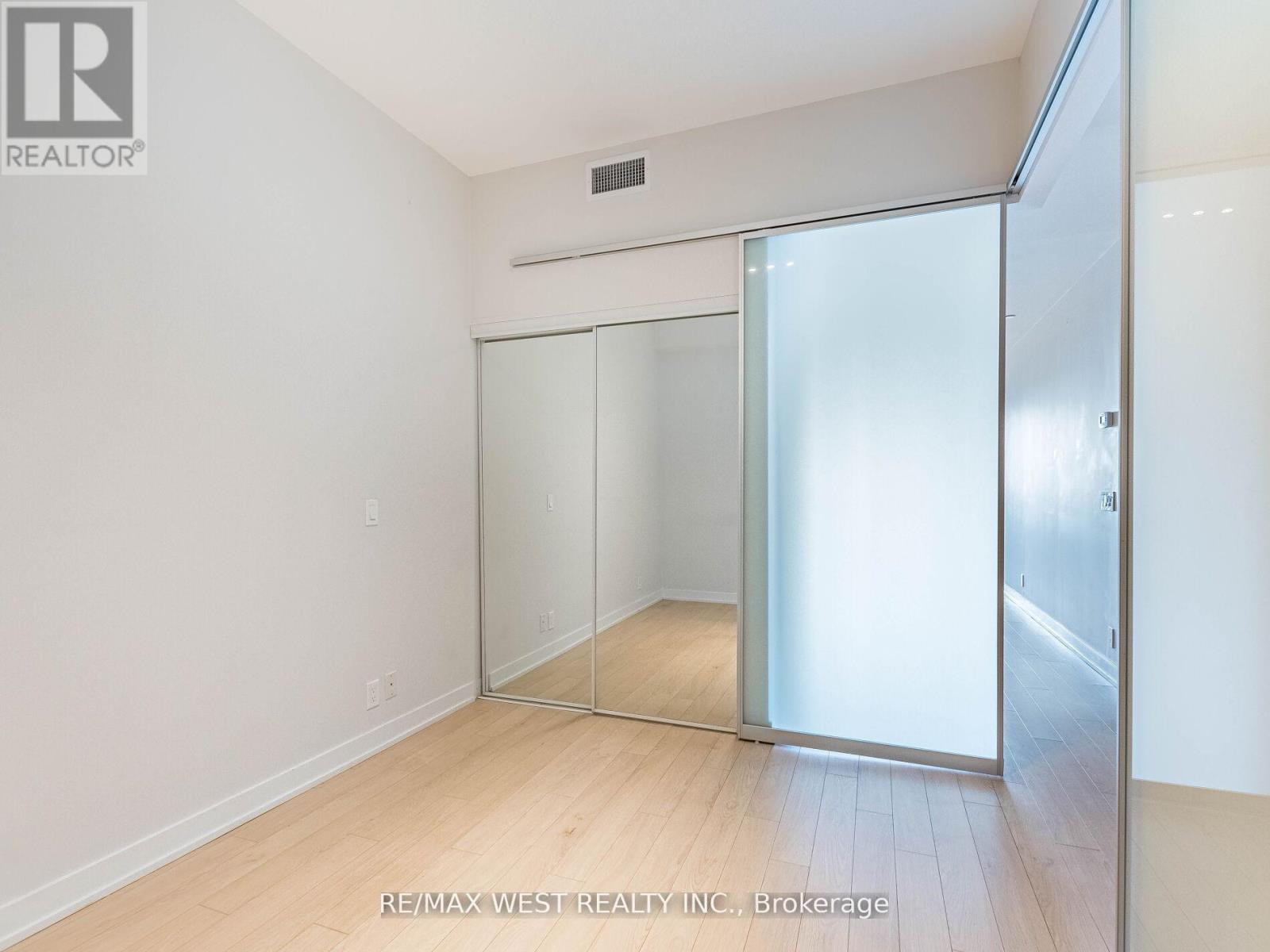 602 - 10 Park Lawn Road, Toronto (Mimico), Ontario  M8V 0H9 - Photo 22 - W12886228