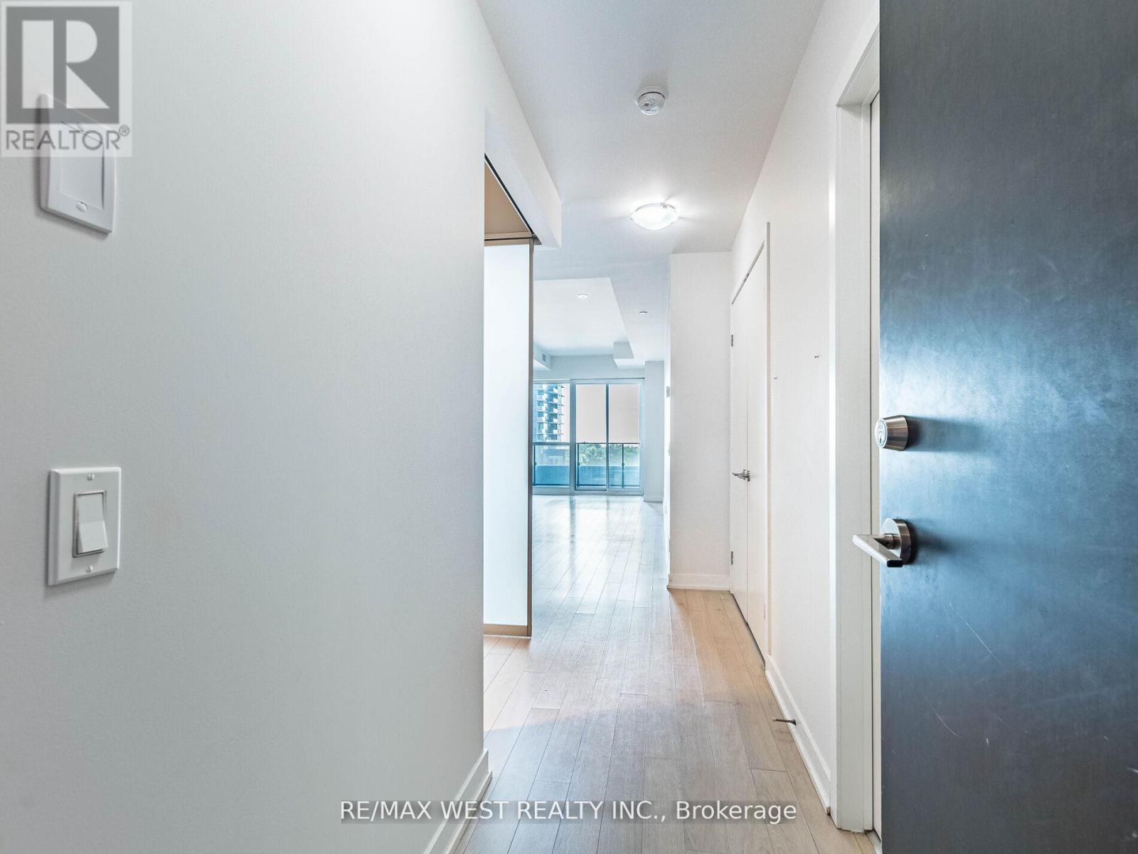 602 - 10 Park Lawn Road, Toronto (Mimico), Ontario  M8V 0H9 - Photo 6 - W12886228