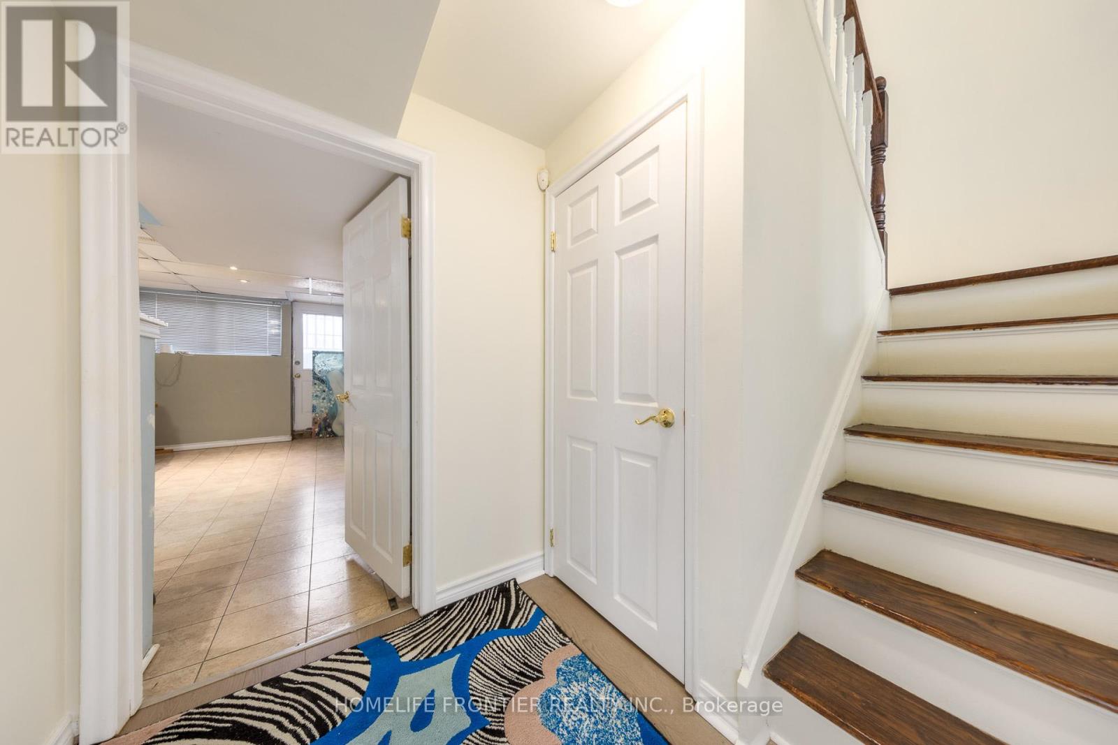 3223 Constitution Boulevard, Mississauga, Ontario  L4Y 2Z1 - Photo 29 - W12886238