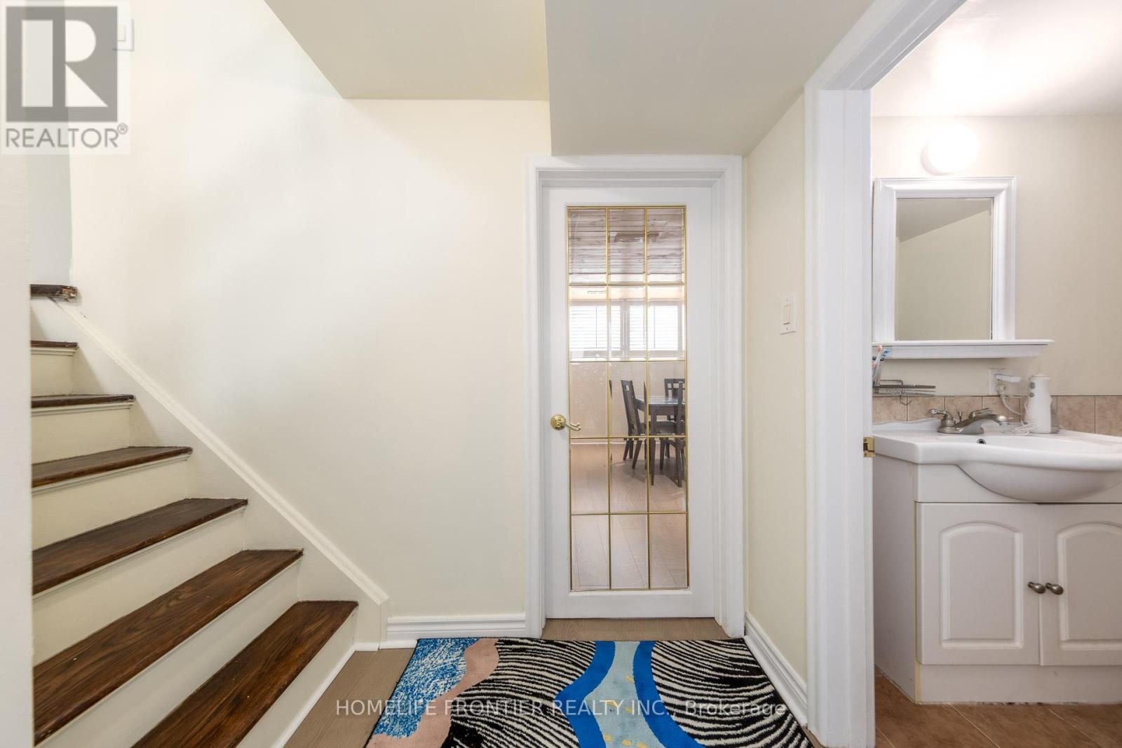 3223 Constitution Boulevard, Mississauga, Ontario  L4Y 2Z1 - Photo 30 - W12886238