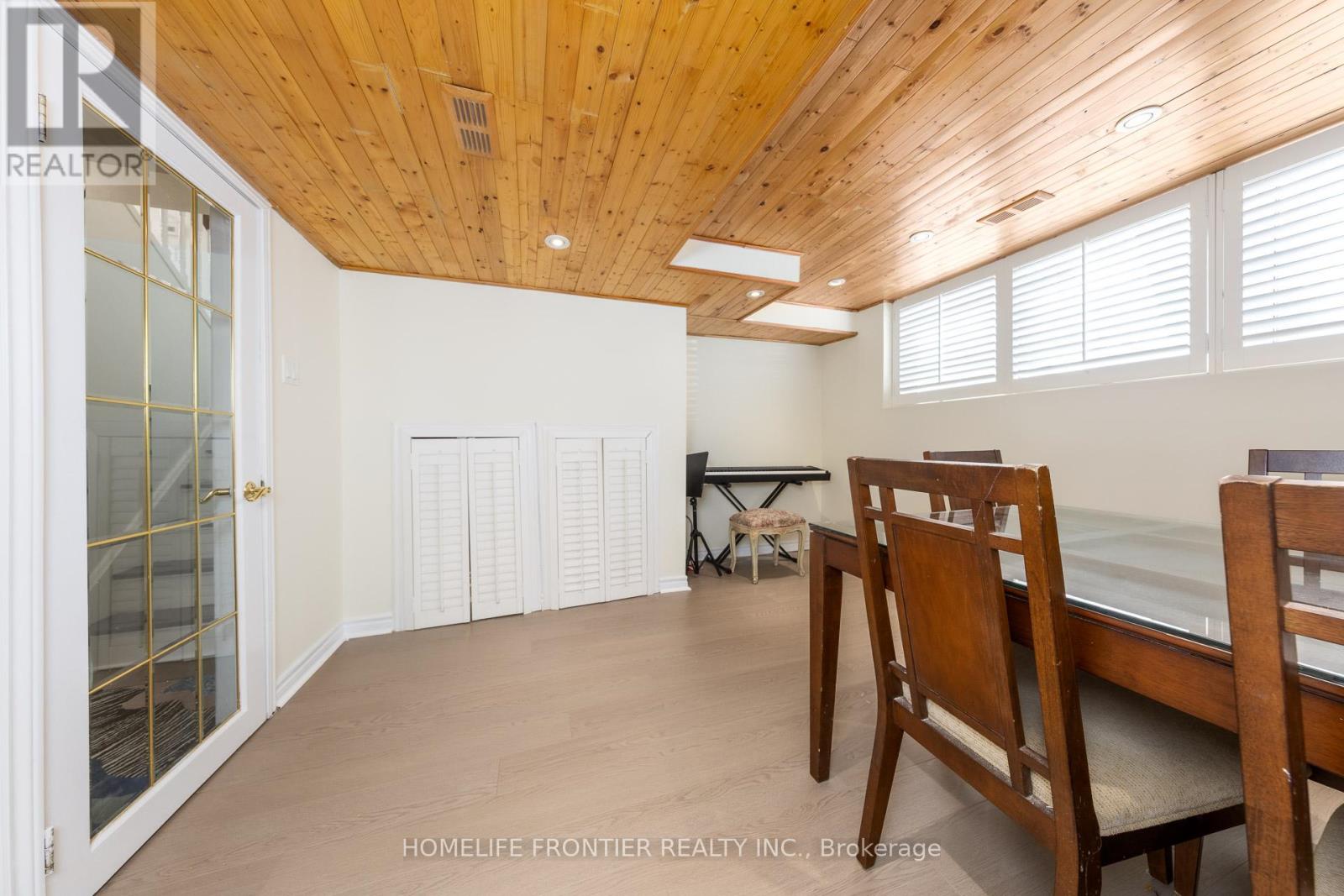 3223 Constitution Boulevard, Mississauga, Ontario  L4Y 2Z1 - Photo 33 - W12886238