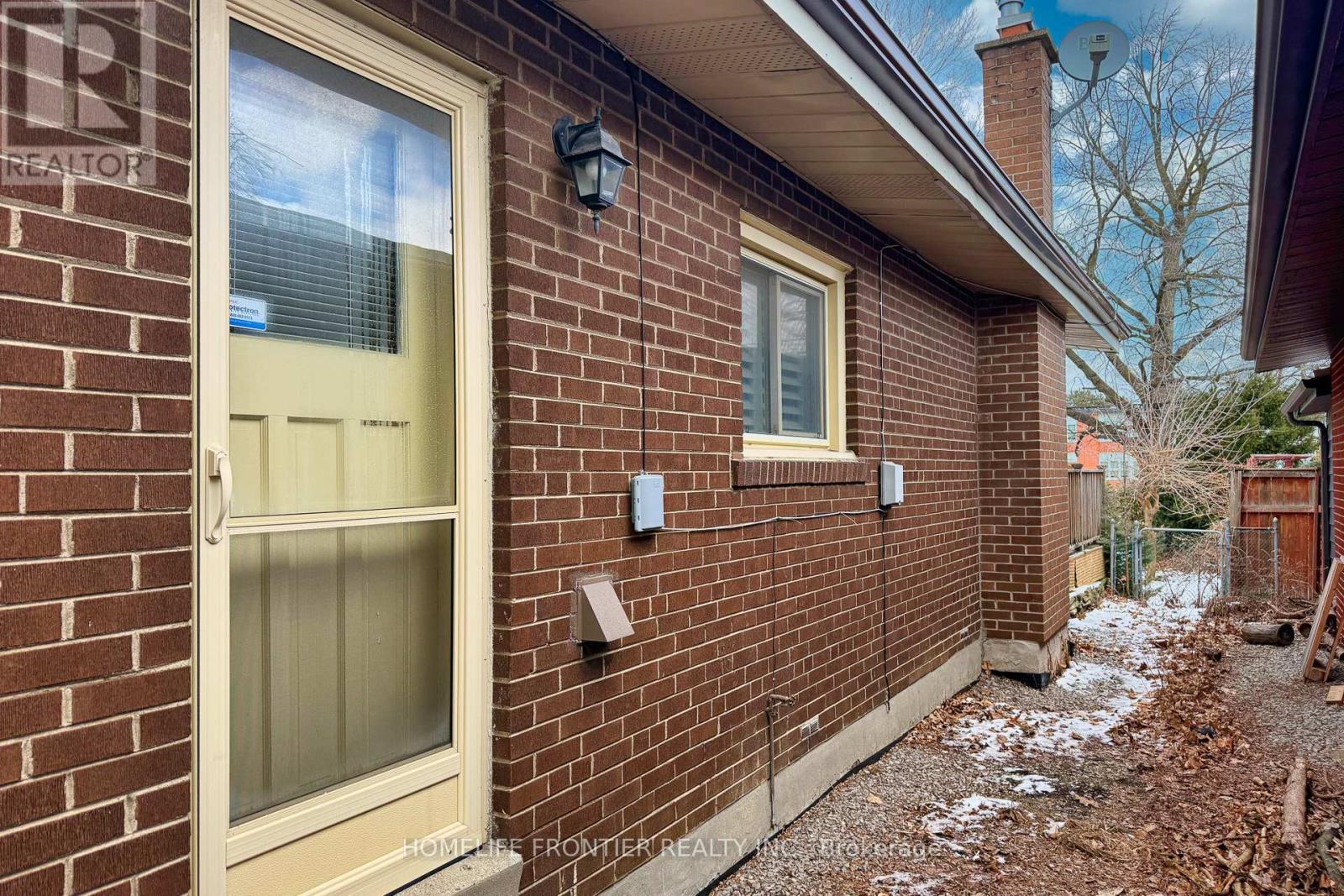 3223 Constitution Boulevard, Mississauga, Ontario  L4Y 2Z1 - Photo 37 - W12886238