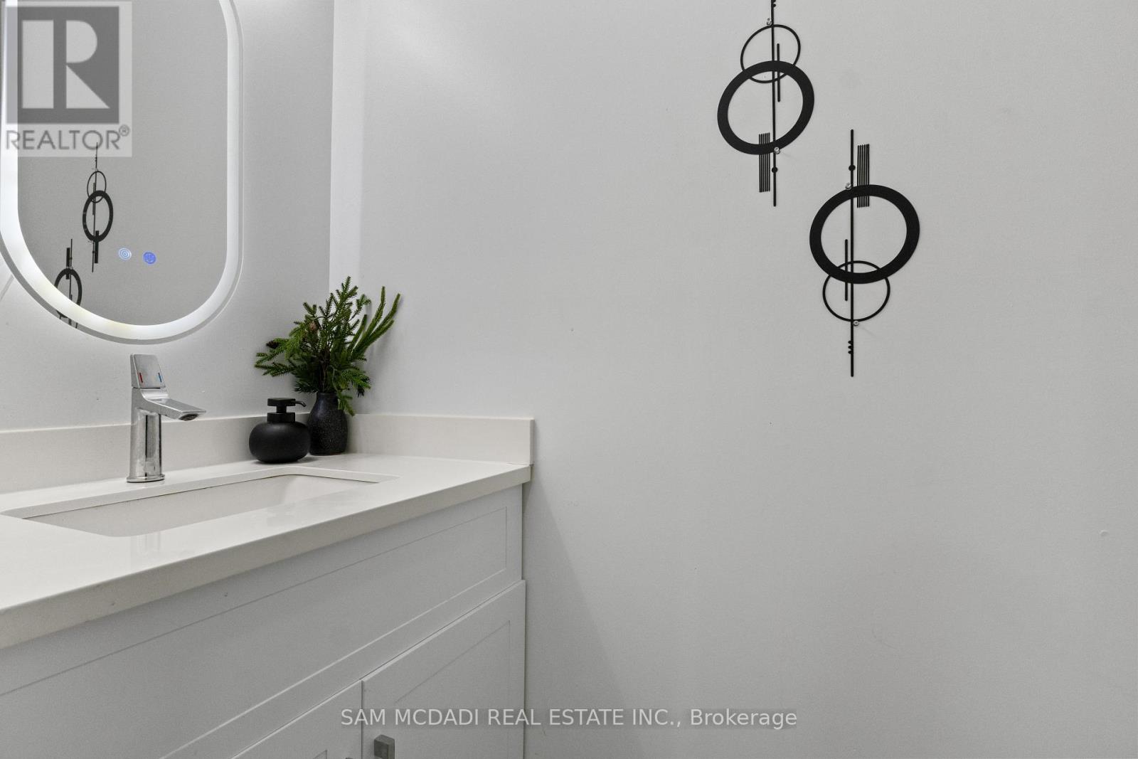 4728 Antelope Crescent, Mississauga, Ontario  L4Z 2W9 - Photo 14 - W12886252