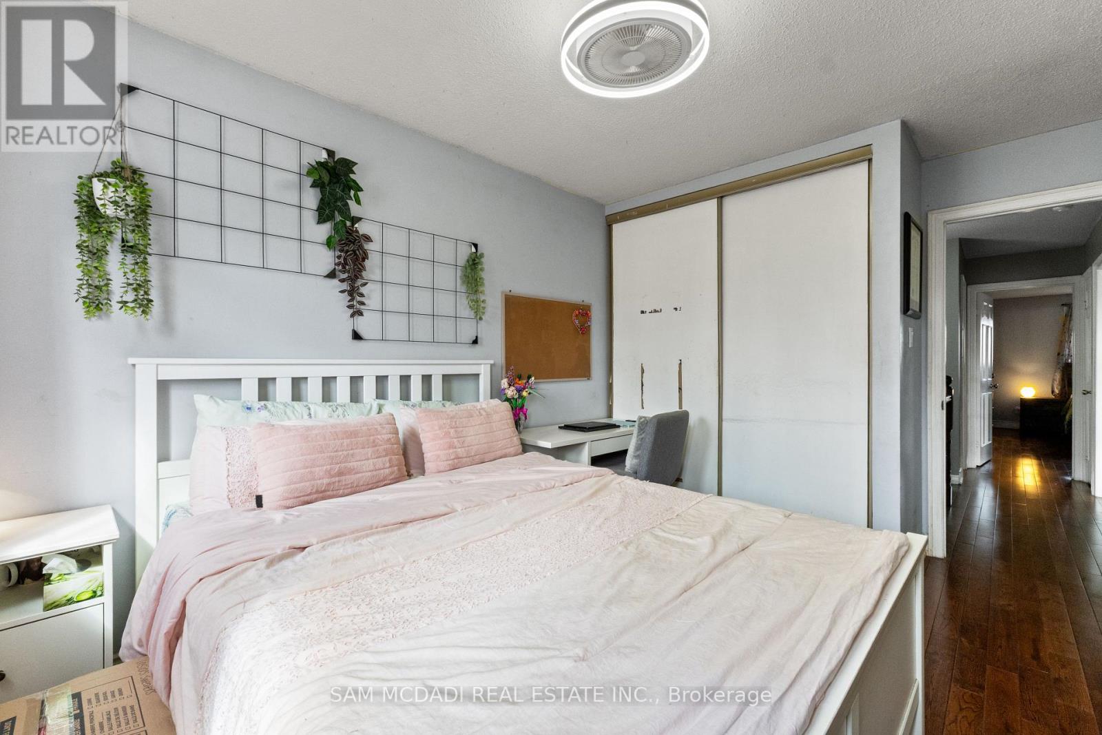 4728 Antelope Crescent, Mississauga, Ontario  L4Z 2W9 - Photo 24 - W12886252