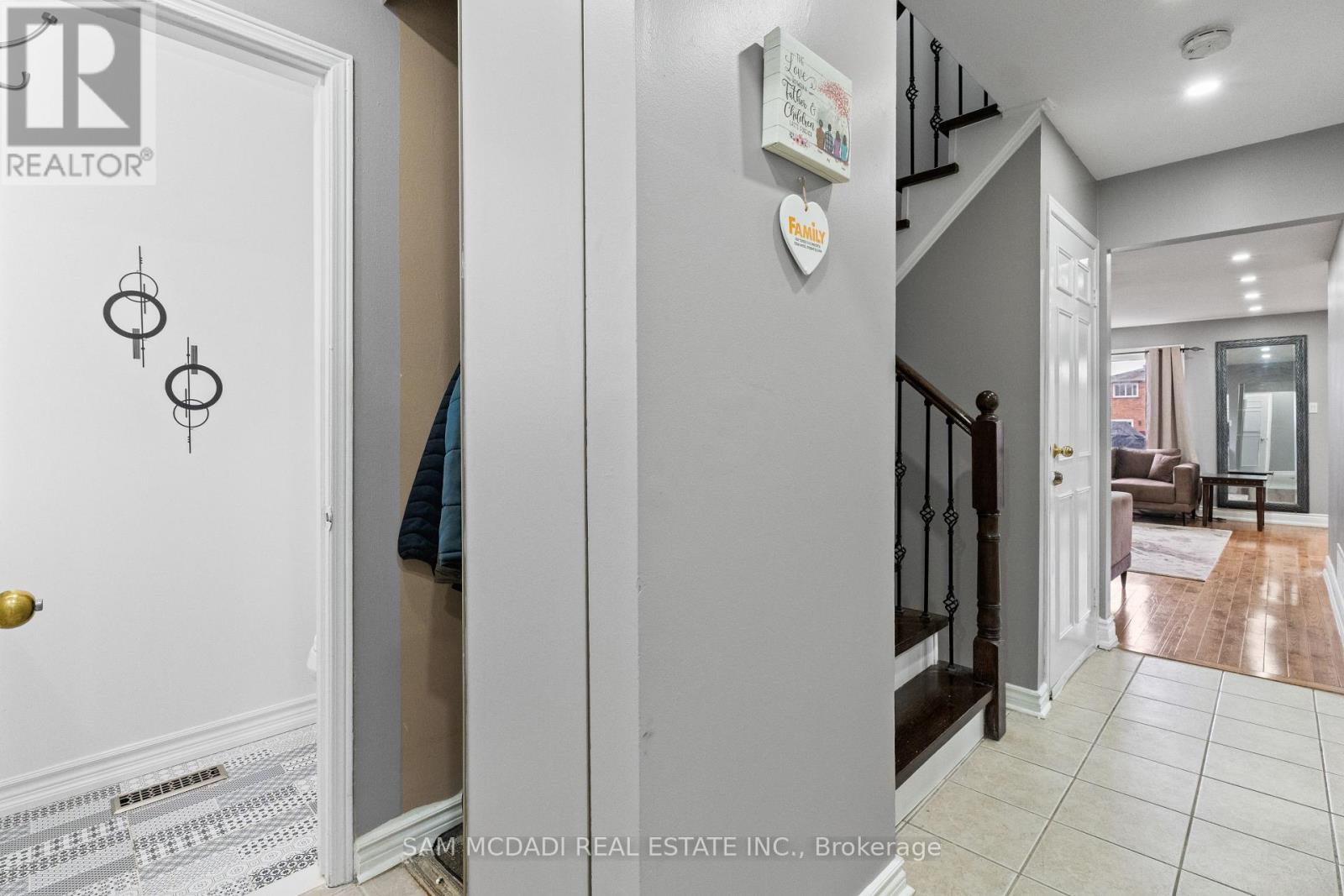 4728 Antelope Crescent, Mississauga, Ontario  L4Z 2W9 - Photo 6 - W12886252