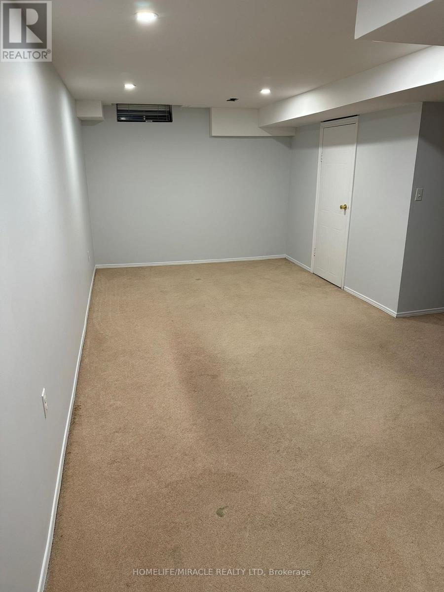 3918 Zenith Court, Mississauga (Lisgar), Ontario  L5N 7H7 - Photo 26 - W12886282