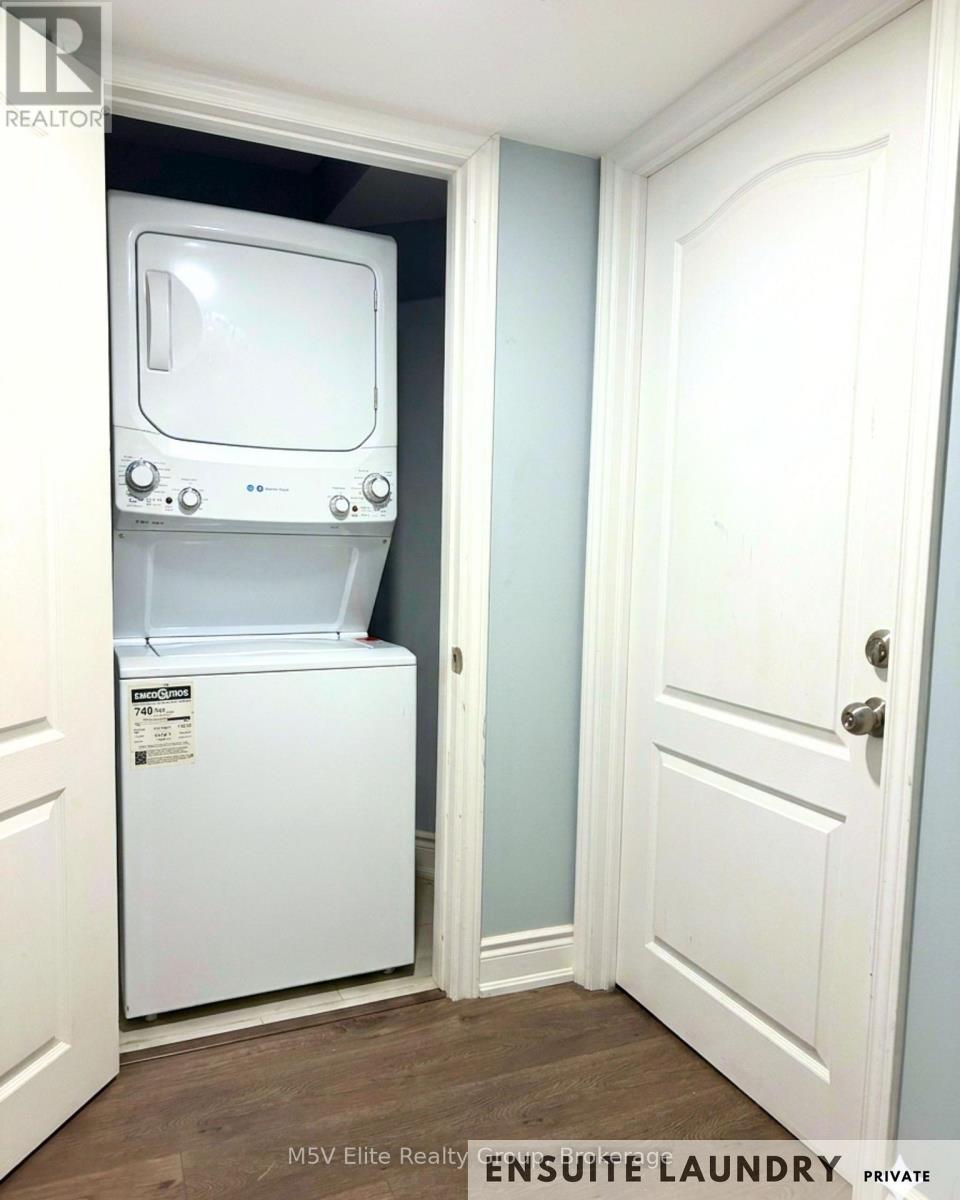 140 Queen Mary Drive, Brampton (Fletcher's Meadow), Ontario  L7A 2R5 - Photo 10 - W12886302