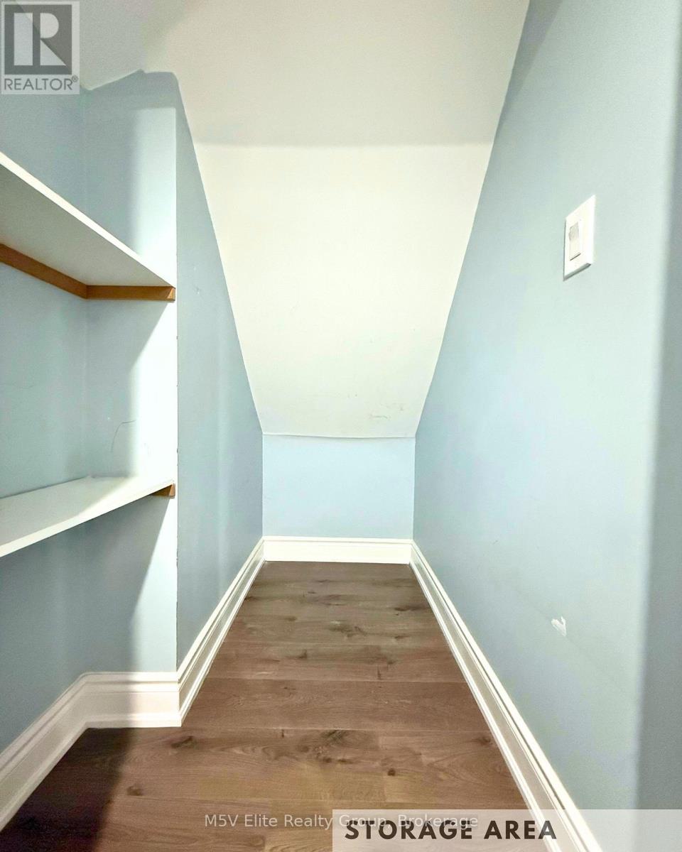 140 Queen Mary Drive, Brampton (Fletcher's Meadow), Ontario  L7A 2R5 - Photo 9 - W12886302