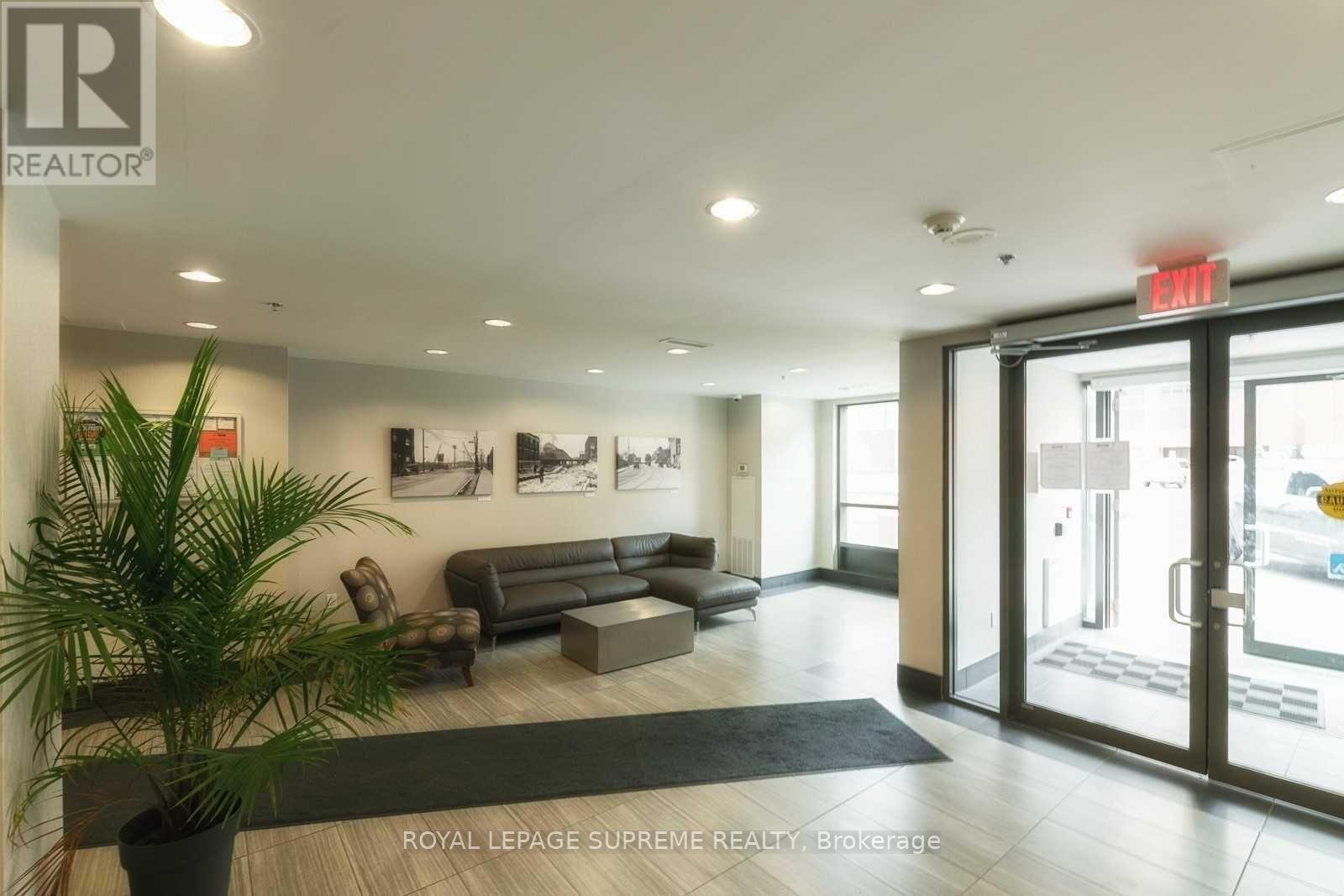 2102 - 1420 Dupont Street, Toronto, Ontario  M6H 0C2 - Photo 4 - W12886320