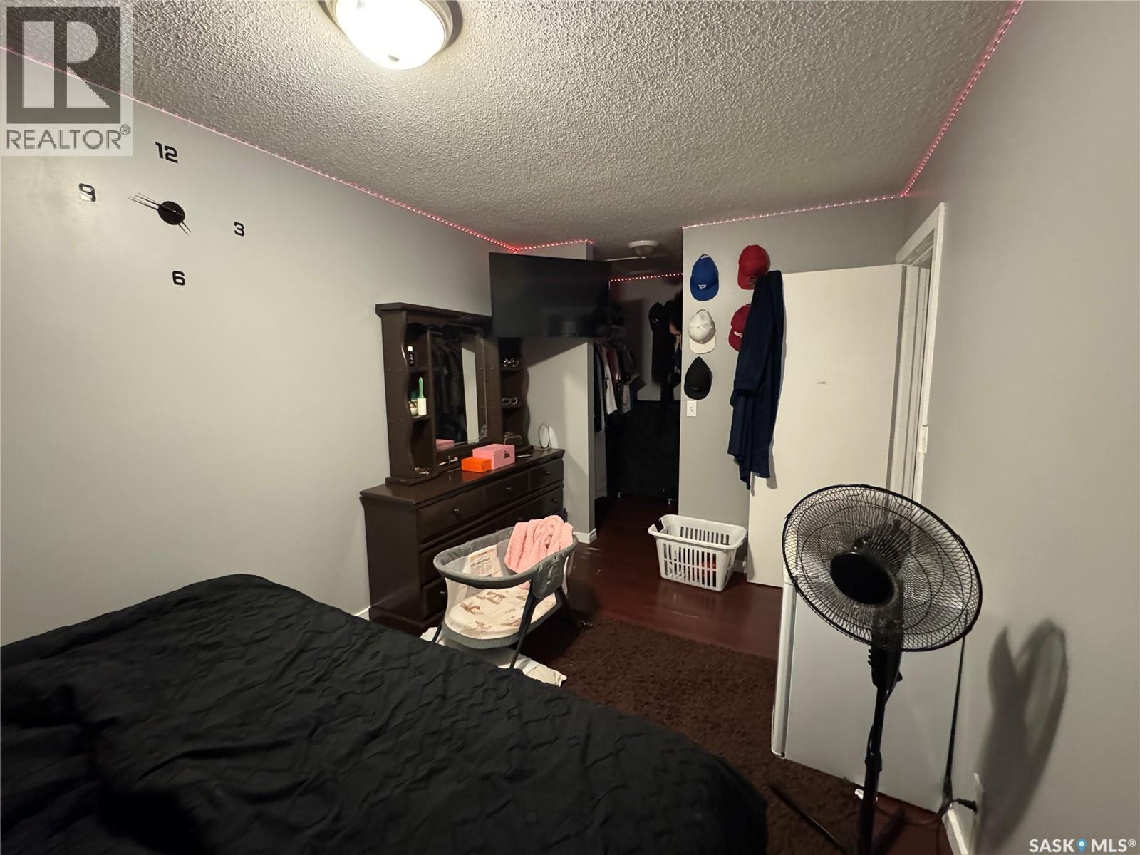 4164 Castle Road, Regina, Saskatchewan  S4S 6A4 - Photo 14 - SK030454