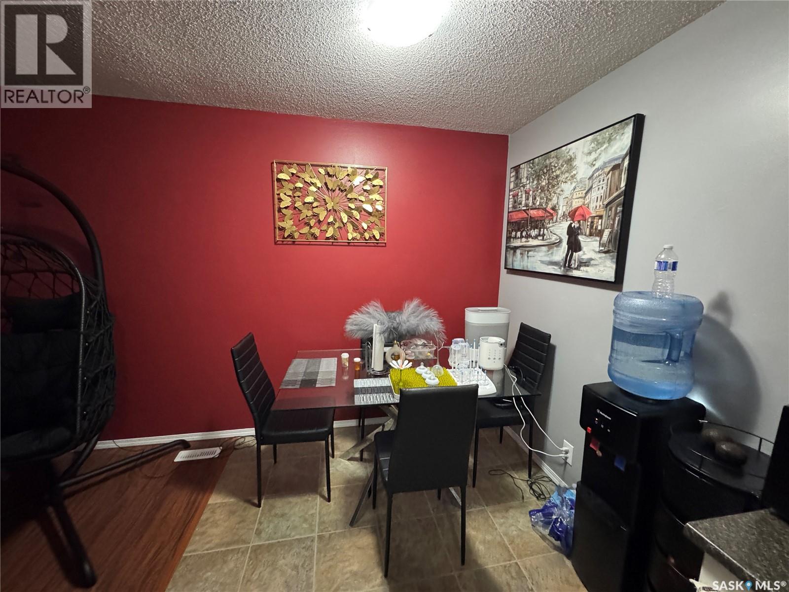 4164 Castle Road, Regina, Saskatchewan  S4S 6A4 - Photo 9 - SK030454