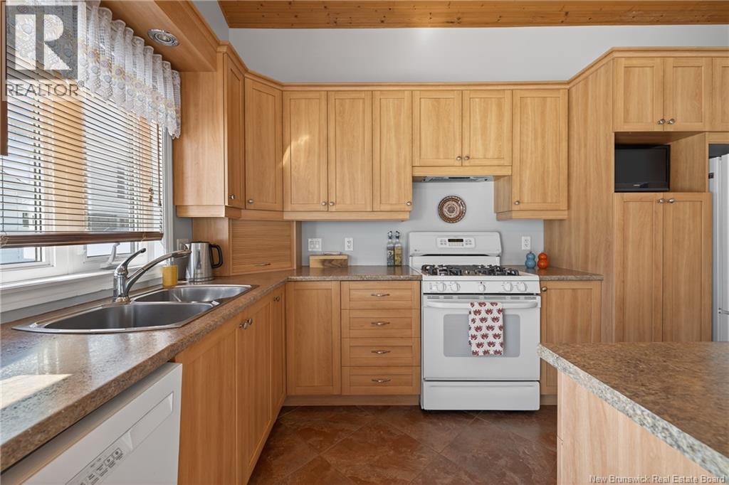 65 Ch E. Breau, Tracadie, New Brunswick  E1X 3J7 - Photo 13 - NB134355