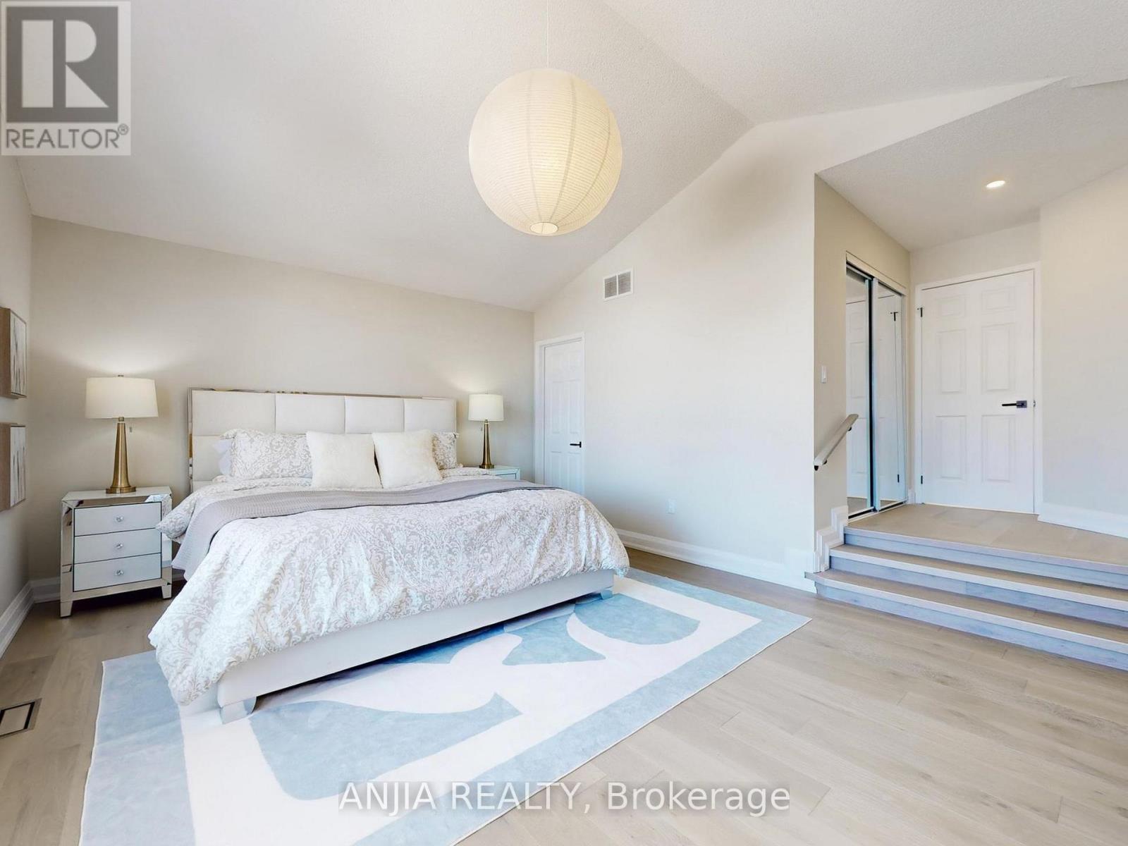 43 Leno Mills Avenue, Richmond Hill, Ontario  L4S 1C2 - Photo 26 - N12886264