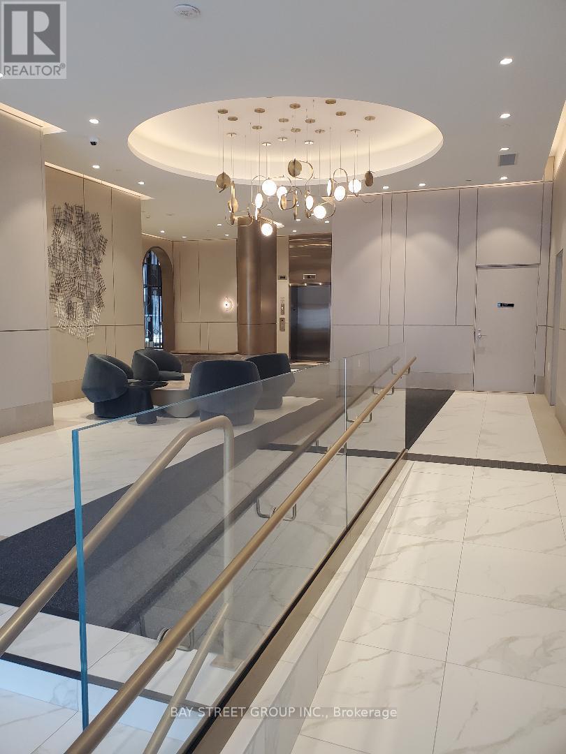 1101 - 1415 Dundas Street E, Oakville, Ontario  L6H 8A3 - Photo 7 - W12871914