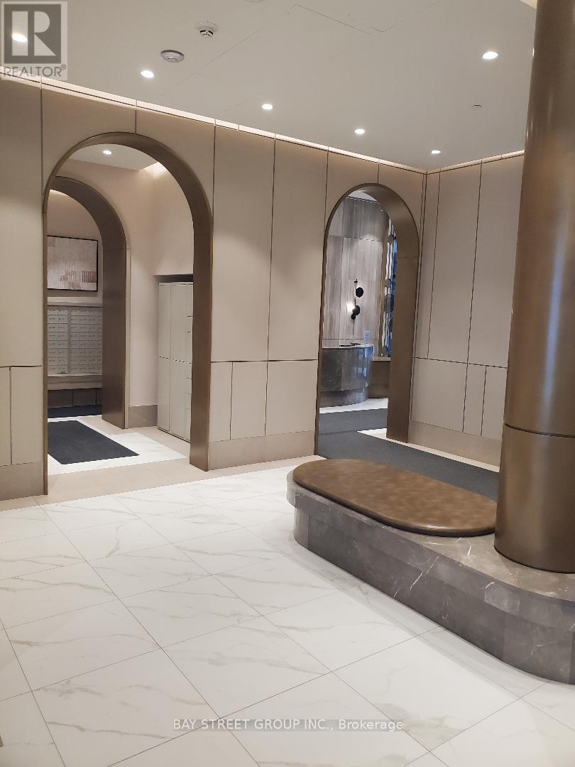 1101 - 1415 Dundas Street E, Oakville, Ontario  L6H 8A3 - Photo 8 - W12871914