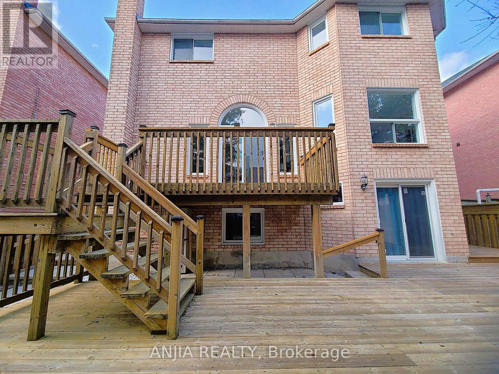 43 Leno Mills Avenue, Richmond Hill, Ontario  L4S 1C2 - Photo 46 - N12886264