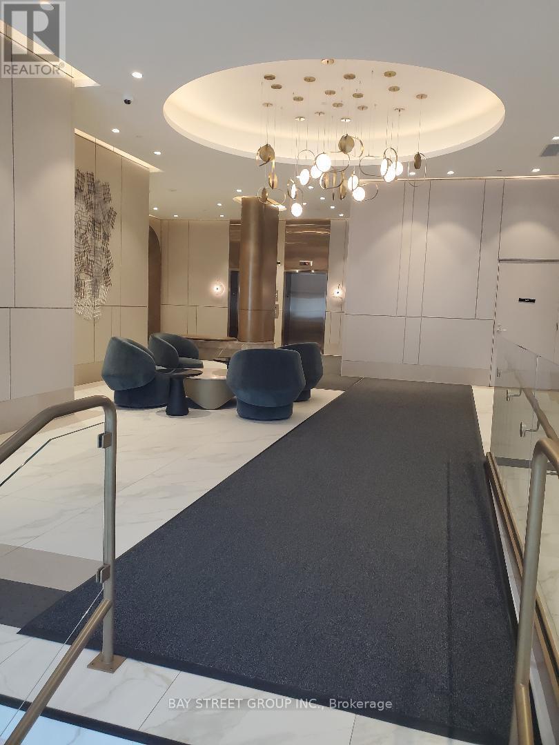 1101 - 1415 Dundas Street E, Oakville, Ontario  L6H 8A3 - Photo 9 - W12871914