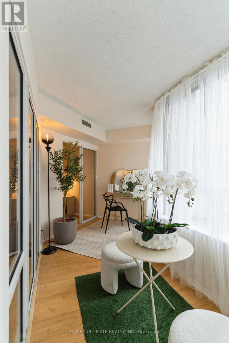 403 - 717 Bay Street, Toronto, Ontario M5G 2J9 - Photo 11 - C12870662