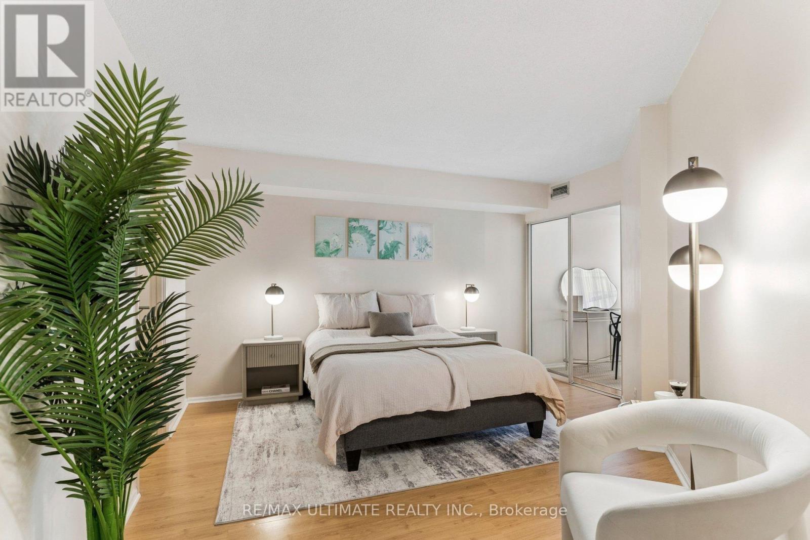 403 - 717 Bay Street, Toronto, Ontario M5G 2J9 - Photo 14 - C12870662