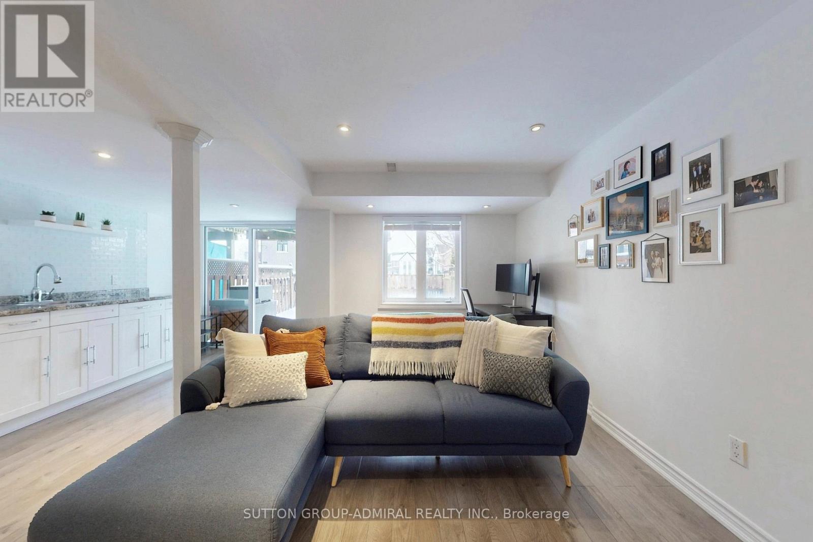 109 Bloomington Drive, Cambridge, Ontario  N1P 1J6 - Photo 23 - X12886352