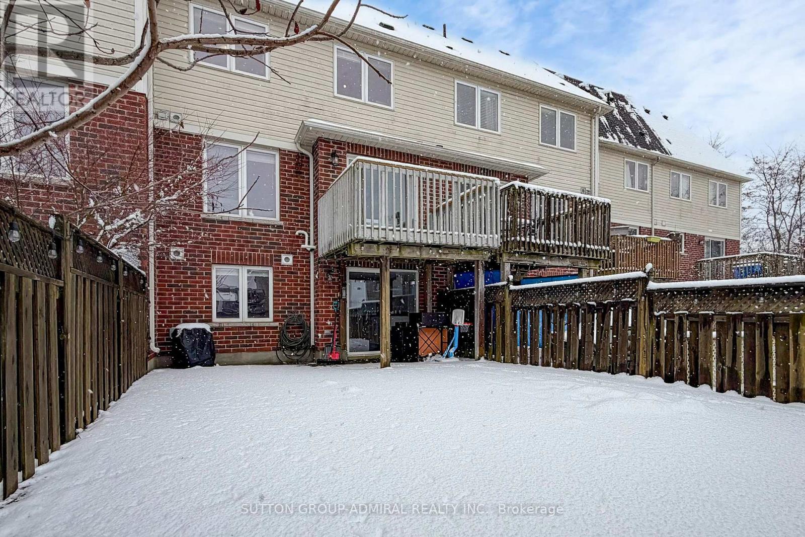 109 Bloomington Drive, Cambridge, Ontario  N1P 1J6 - Photo 27 - X12886352