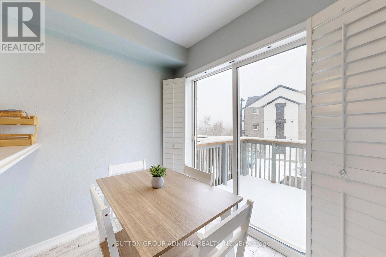 109 Bloomington Drive, Cambridge, Ontario  N1P 1J6 - Photo 8 - X12886352