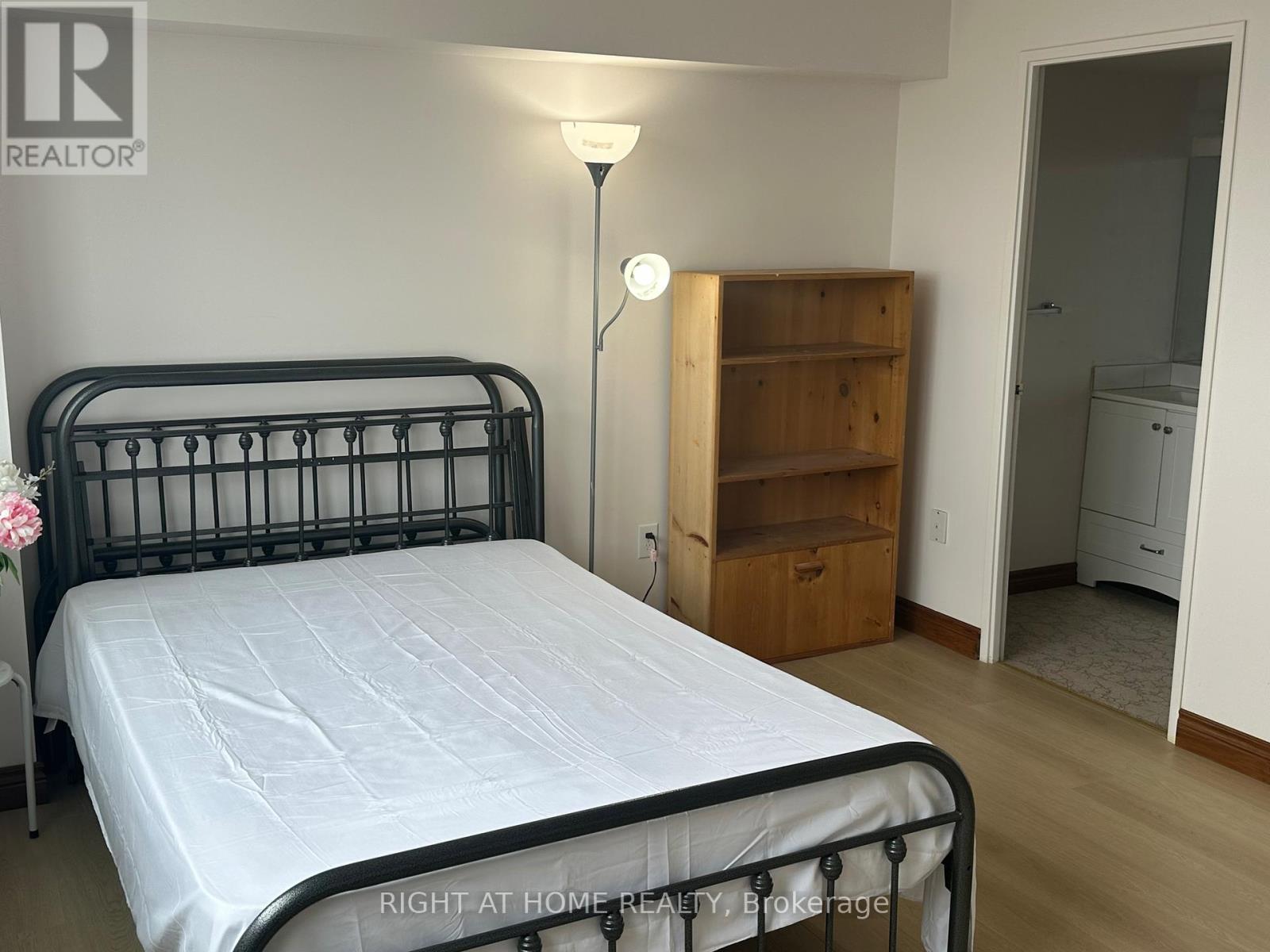 1610 - 2050 Bridletowne Circle, Toronto, Ontario M1W 2V5 - Photo 19 - E12884214