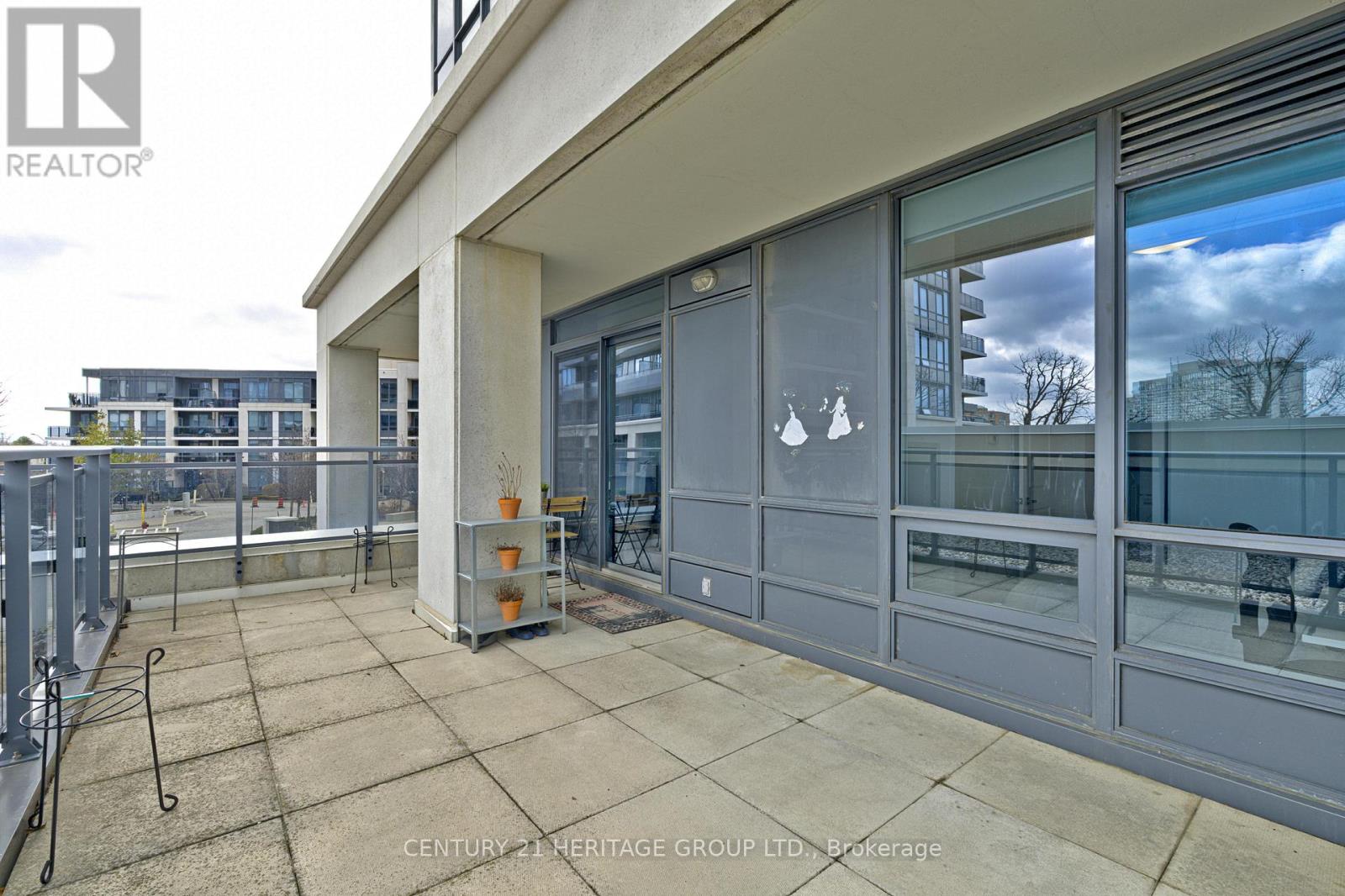 208 - 75 North Park Road, Vaughan, Ontario  L4J 0H8 - Photo 33 - N12882656