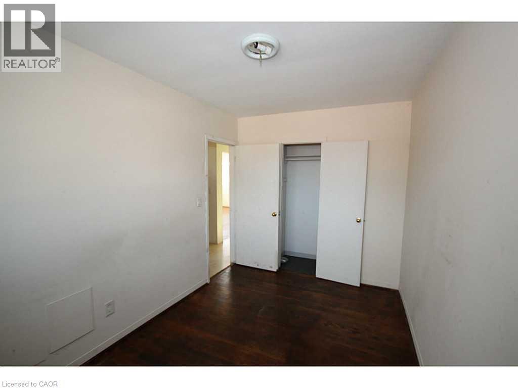 115 Sixth Avenue, Brantford, Ontario  N3S 1B1 - Photo 2 - 40812379