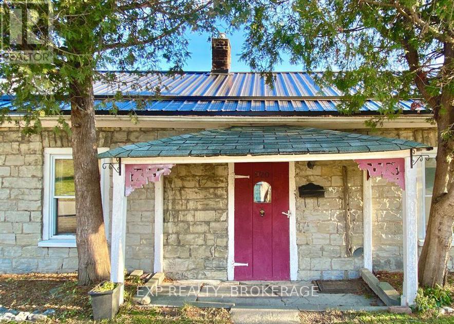 912 Purdy Mills Road, Kingston (West Of Sir John A. Blvd), Ontario  K7M 3M9 - Photo 2 - X12886668