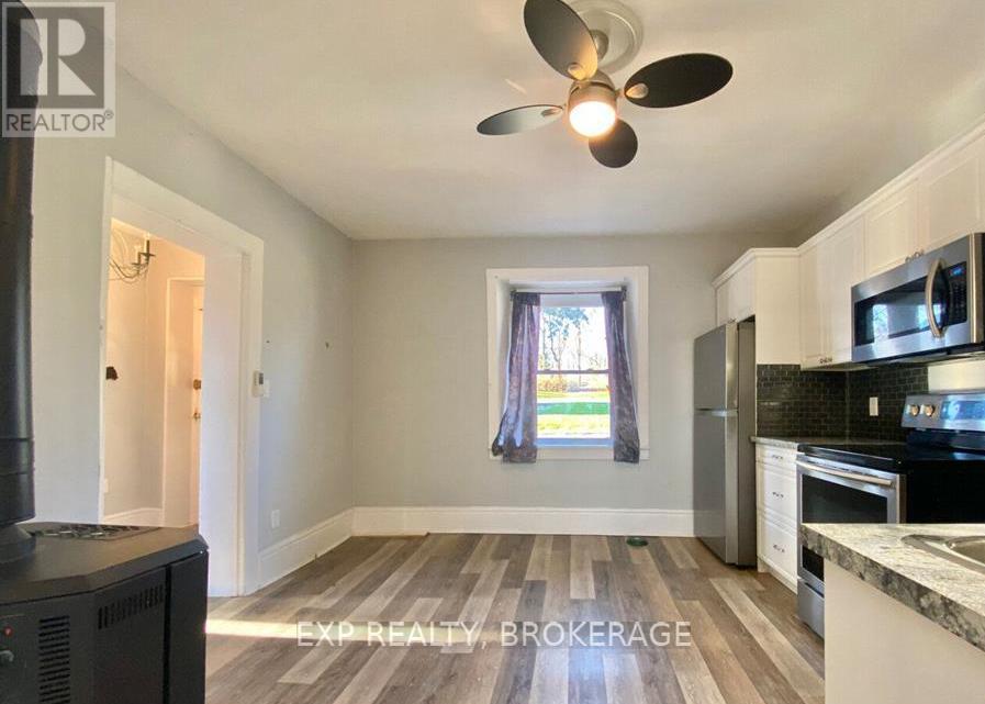 912 Purdy Mills Road, Kingston (West Of Sir John A. Blvd), Ontario  K7M 3M9 - Photo 6 - X12886668