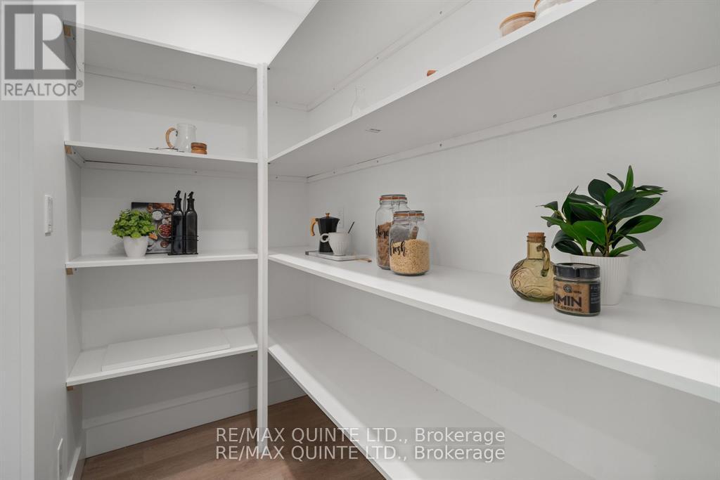 3 Cooke Court, Belleville (Belleville Ward), Ontario  K8N 5N4 - Photo 13 - X12886506