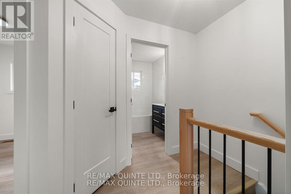 3 Cooke Court, Belleville (Belleville Ward), Ontario  K8N 5N4 - Photo 18 - X12886506