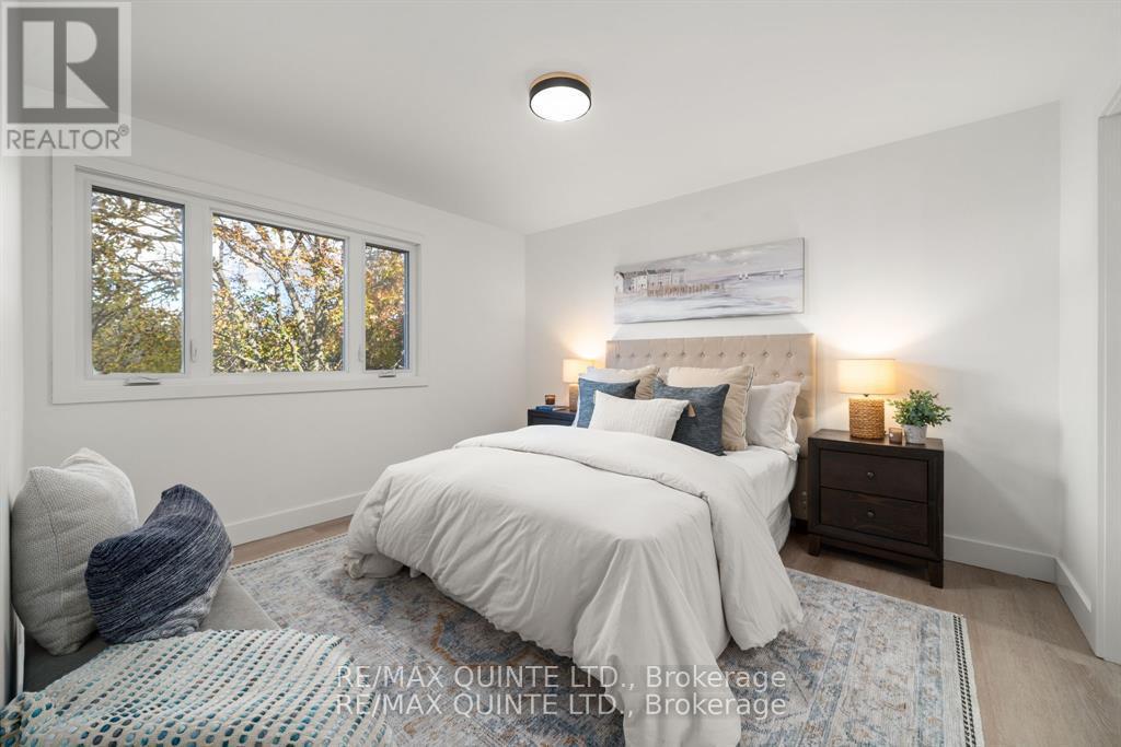 3 Cooke Court, Belleville (Belleville Ward), Ontario  K8N 5N4 - Photo 25 - X12886506