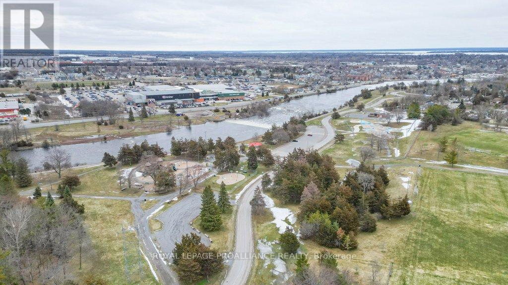 G - 209 North Park Street, Belleville (Belleville Ward), Ontario  K8P 4T9 - Photo 28 - X12886520