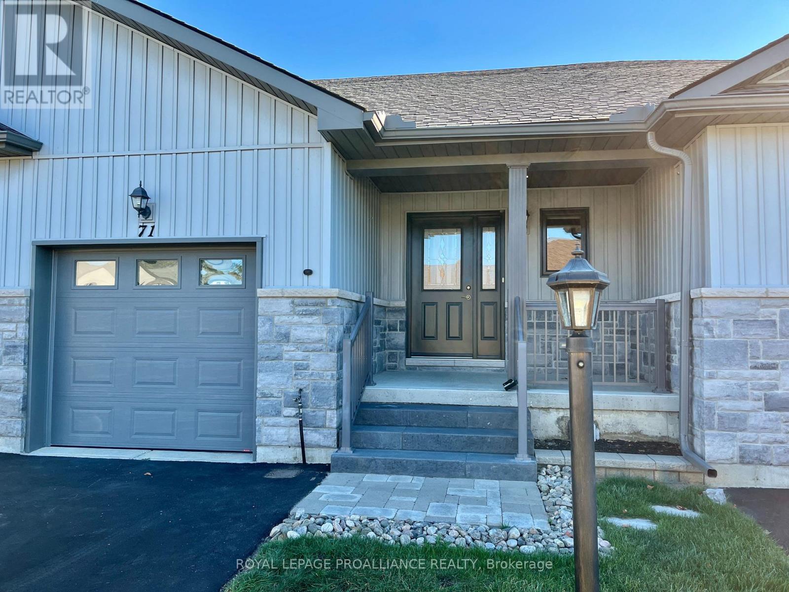 71 DORCHESTER DRIVE, prince edward county (wellington), Ontario