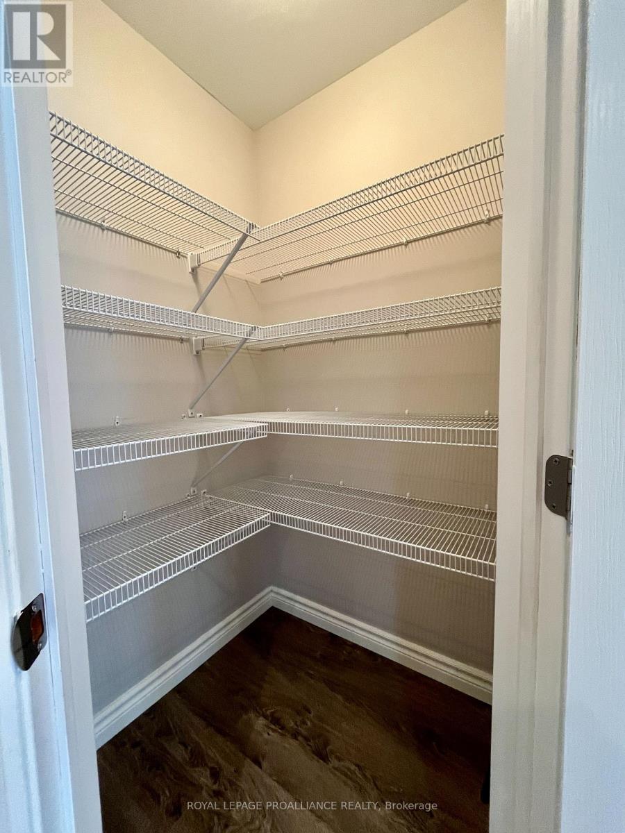 71 Dorchester Drive, Prince Edward County (Wellington), Ontario  K0K 3L0 - Photo 13 - X12886680