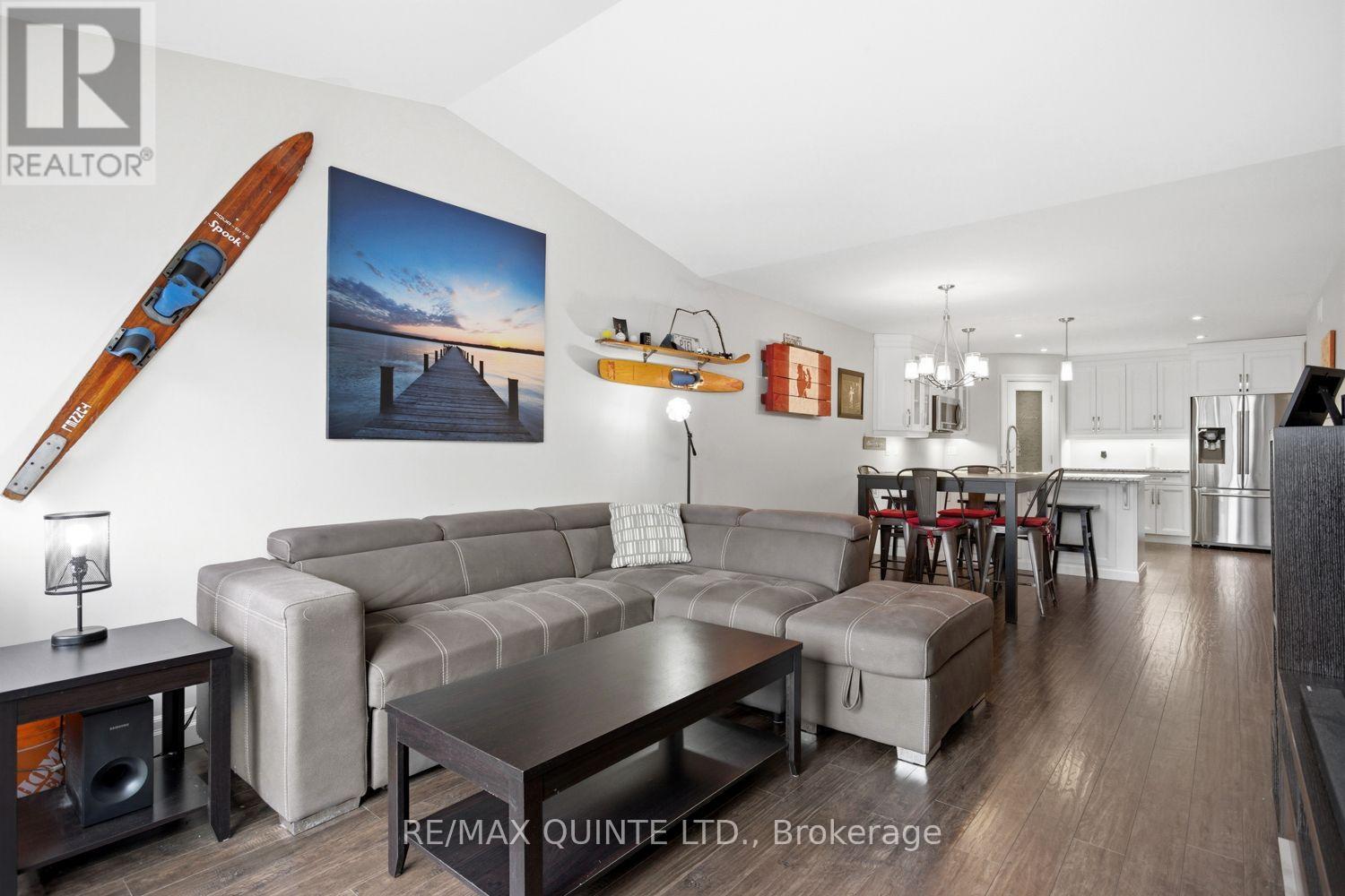 71 Aspen Drive, Quinte West, Ontario  K8V 0E2 - Photo 16 - X12886746