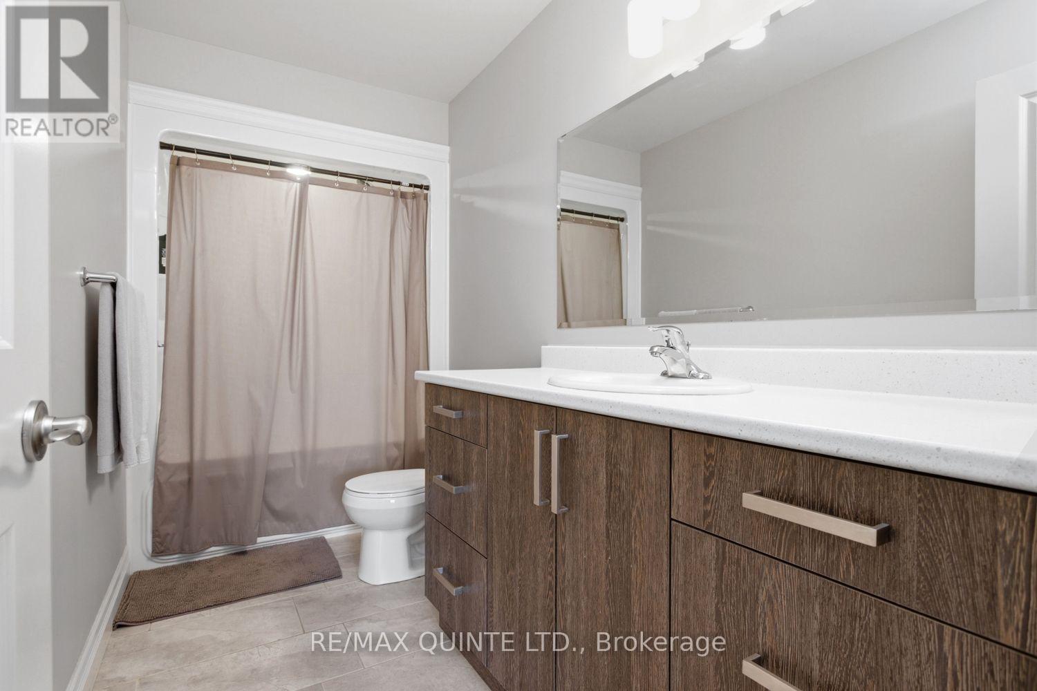 71 Aspen Drive, Quinte West, Ontario  K8V 0E2 - Photo 23 - X12886746